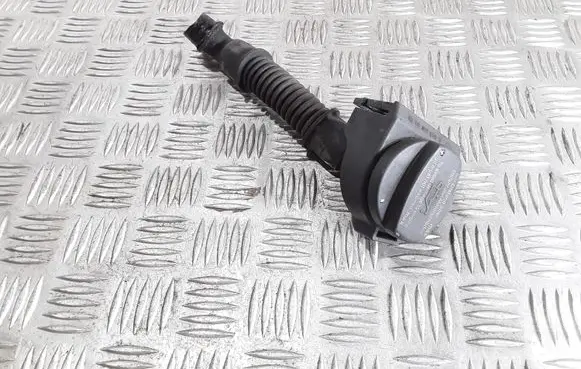 Mercedes-Benz A W169 Oil fill pipe A6409100369