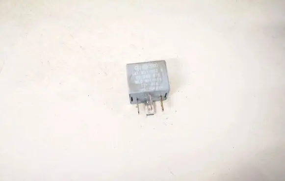Audi A3 S3 8L Other relay 141951253b 20240072