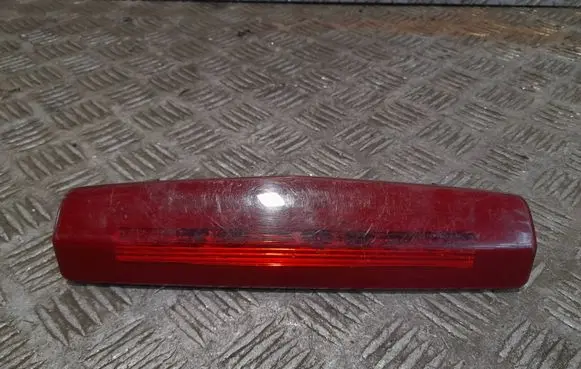 Opel Zafira B Third/center stoplight 13211587