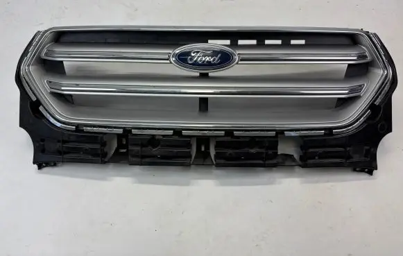 Ford Kuga II Front grill GV448A164A G152