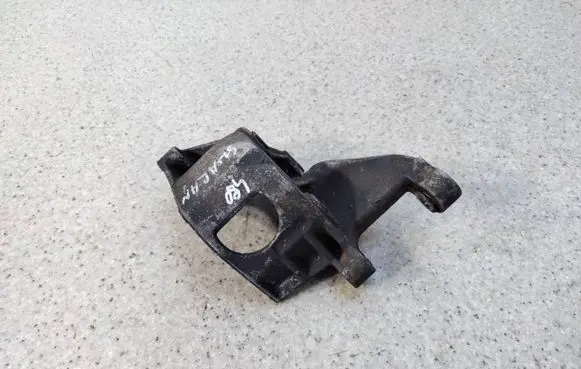 Volkswagen Sharan Power steering pump mounting bracket 028145523C