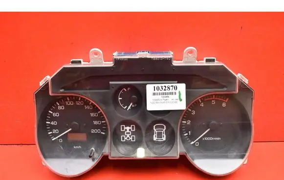 Mitsubishi Pajero Speedometer (instrument cluster) MR576706