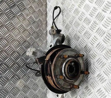 Chrysler Pacifica Rear wheel hub 04743251AA
