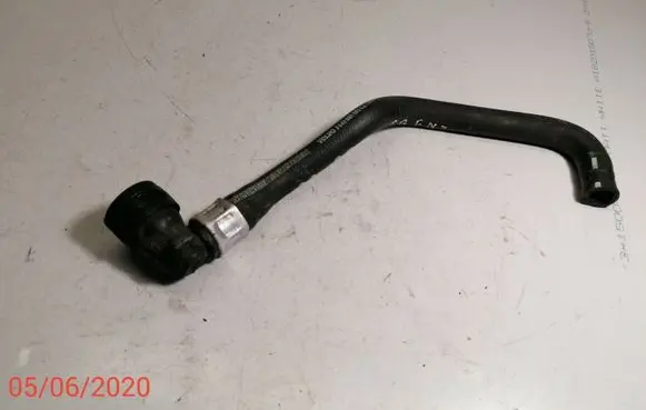 Volvo XC90 Engine coolant pipe/hose 8649880