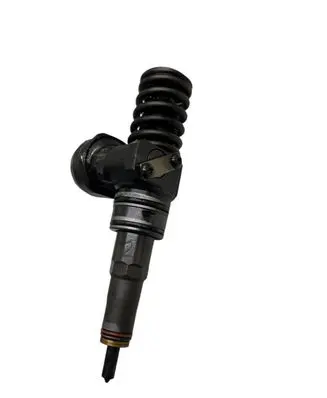 Volkswagen Golf V Fuel injector 038130073BQ