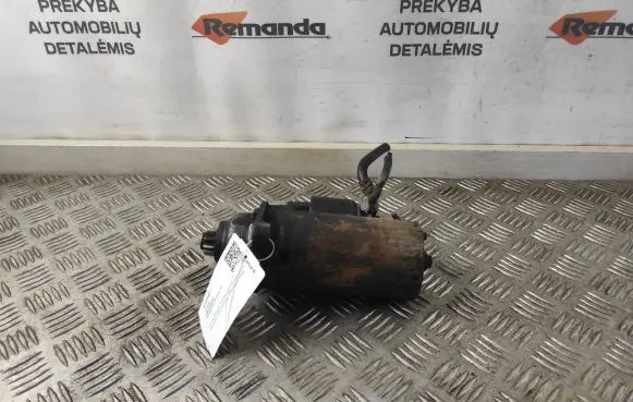 Volkswagen PASSAT B4 Starter motor 0001125007 02A911023J