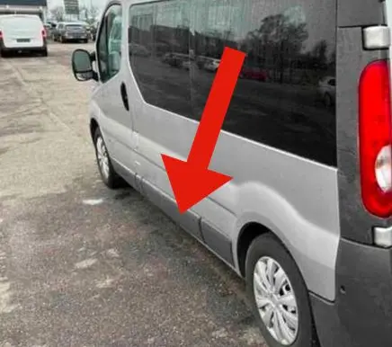 Opel Vivaro Rear fender molding trim 8200036093 91165348
