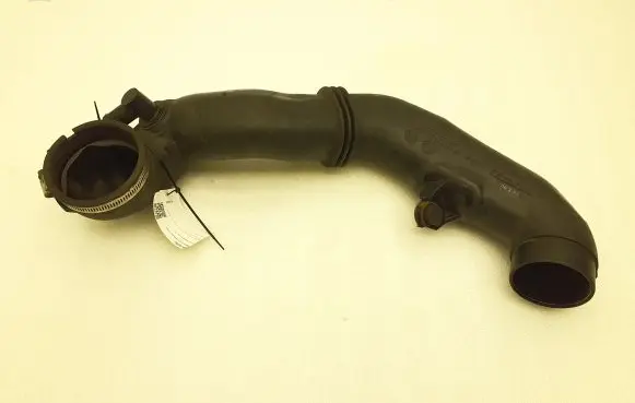 Subaru Forester SH Air intake hose/pipe A12AG05