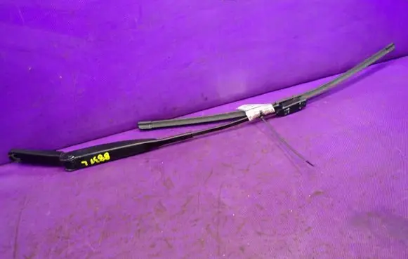 Fiat Bravo Front wiper blade arm