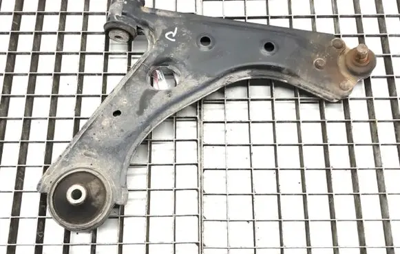 Opel Corsa E Front control arm