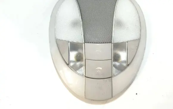 Mercedes-Benz E W211 Rear seat light A2118202001 0004599050 2JM00825711