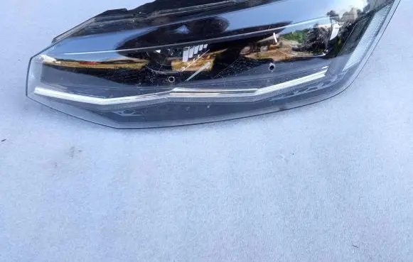 Volkswagen Polo VI Headlight/headlamp 2G1941035 90100101