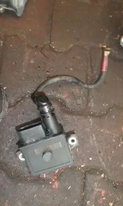BMW 5 E60 E61 Charging relay 779800005