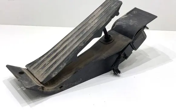 BMW 5 E60 E61 Accelerator throttle pedal 6766930