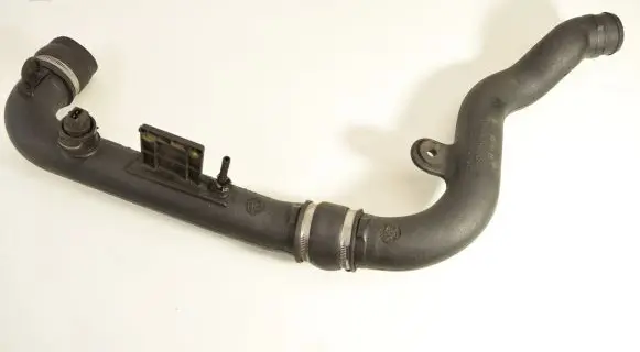 Audi A4 S4 B5 8D Intercooler hose/pipe 8D0145844