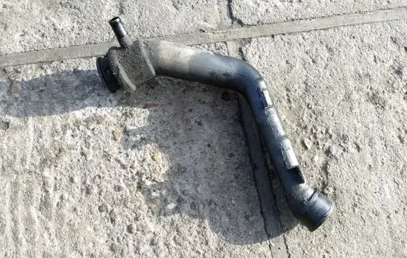 Mazda 323 Other engine bay part