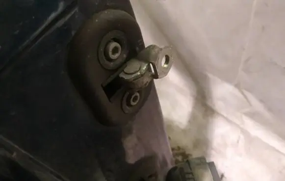 Fiat Punto (188) Front door check strap stopper 