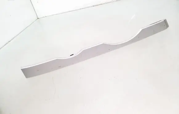 Under headlight/headlamp trim