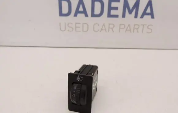Toyota Avensis T220 Headlight level height control switch D162