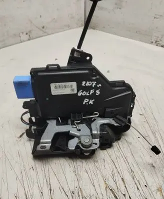 Volkswagen Golf V Front door lock 3D1837015AP 1120065