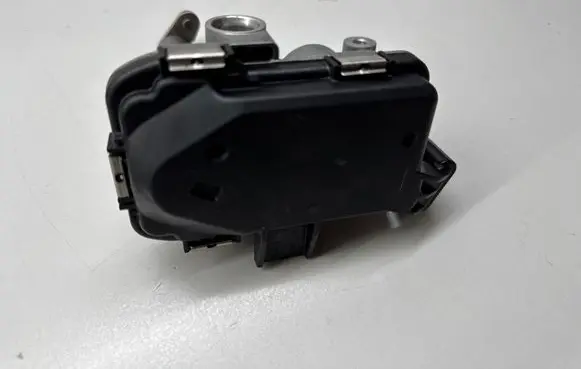 Mercedes-Benz C W205 Turbo system vacuum part A2C17630100 00111