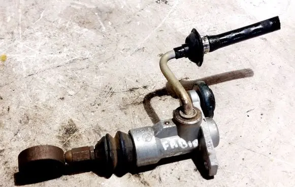 Skoda Fabia Mk1 (6Y) Clutch master cylinder 8D1721401