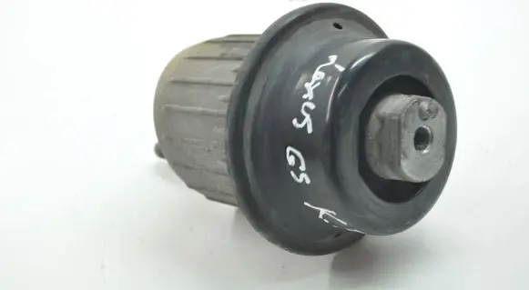 Engine mount bracket