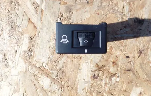 Hyundai i30 Headlight level height control switch 751U00080