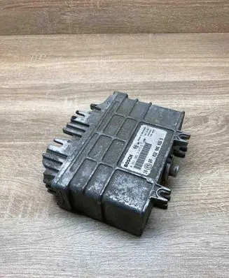 Volkswagen Golf III Engine control unit/module ECU 032906026D 0261203314