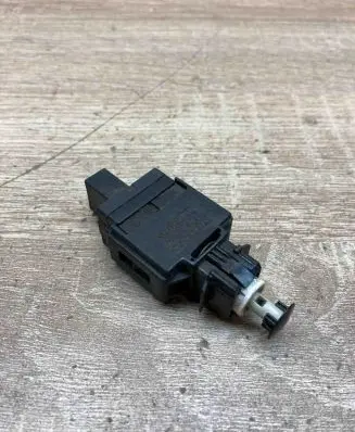 Volvo XC90 Brake pedal sensor switch 8622064 02W252