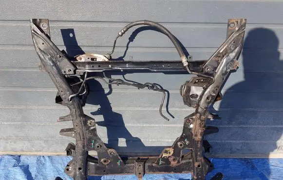 BMW X5 E70 Front subframe 6772681FG 40671115 6772681