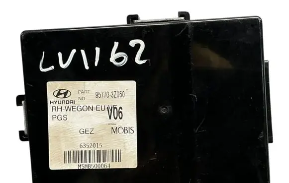 Hyundai i40 Parking PDC control unit/module 957703Z050 MSMB500064