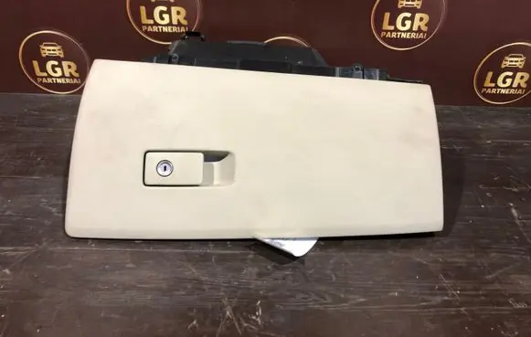 Volvo S80 Glove box 30676279