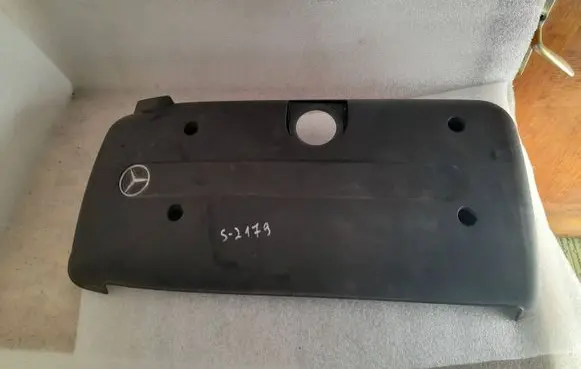 Mercedes-Benz E W211 Engine cover (trim) A6470100067 6470100067