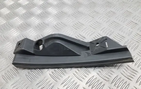 Volkswagen Touran I Front bumper mounting bracket 1T0807890A