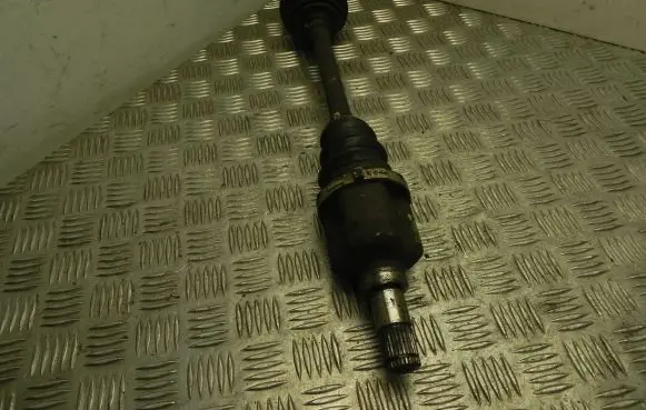 Ford Focus Rear driveshaft 041