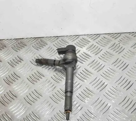 Opel Meriva A Fuel injector 0445110175