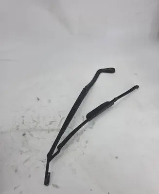 Audi A8 S8 D2 4D Front wiper blade arm 