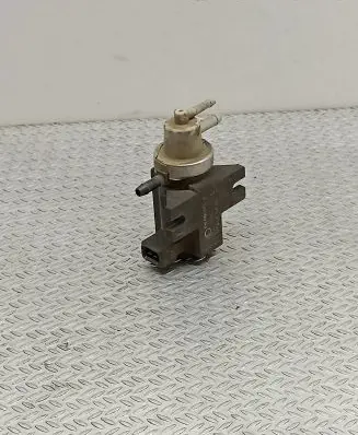 Volkswagen PASSAT B5 Turbo solenoid valve 1H0906627A 72190325 0805