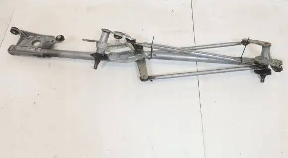 Honda Civic Front wiper linkage G010
