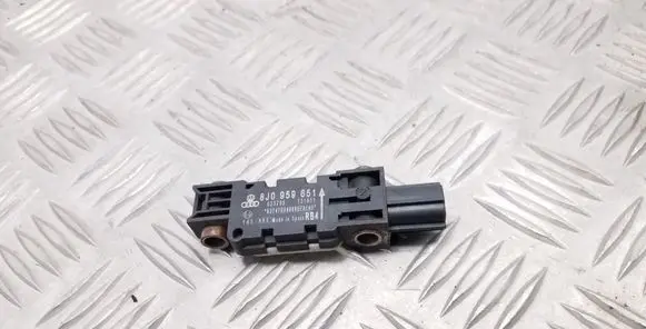 Audi A3 S3 8P Airbag deployment crash/impact sensor 8J0959651