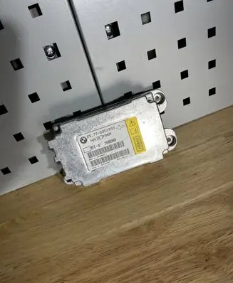 BMW 5 E60 E61 Airbag control unit/module 6952993