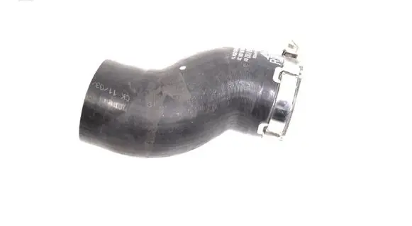 Volkswagen PASSAT B6 Intercooler hose/pipe A1770901182