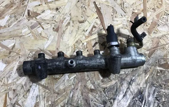 Opel Astra H Fuel main line pipe 0445214049 039066