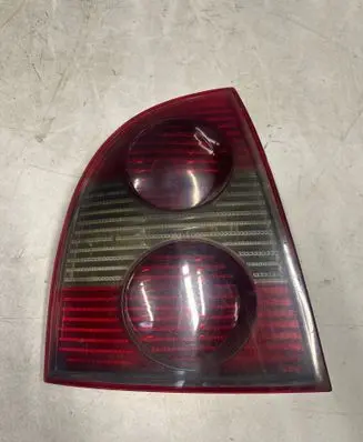 Volkswagen PASSAT B5.5 Rear/tail lights 3B5945095AE