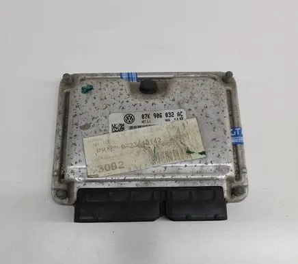 Volkswagen New Beetle Engine control unit/module 07K906032AC
