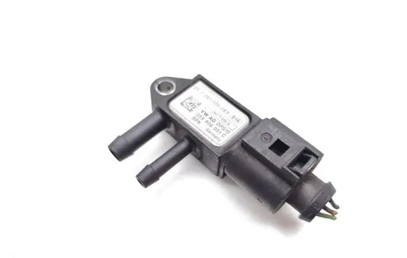 Audi A3 S3 8P Exhaust pressure sensor 059906051C 0281006083