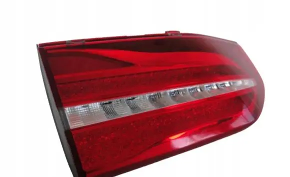 Mercedes-Benz E W213 Tailgate rear/tail lights