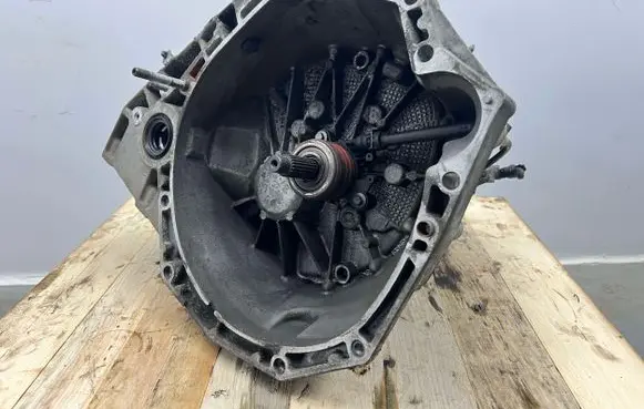 Nissan Pulsar Manual 6 speed gearbox TL4138