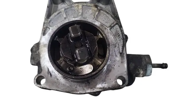 Opel Antara Vacuum pump 9140307520 9140300214 96879426